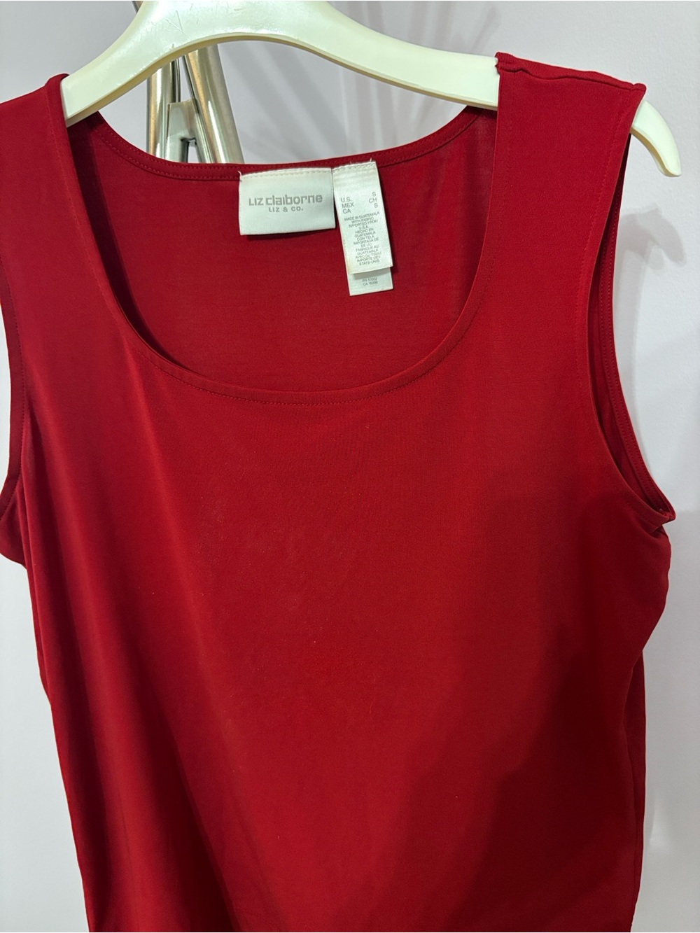 Women’s Sleeveless Red Tank Top